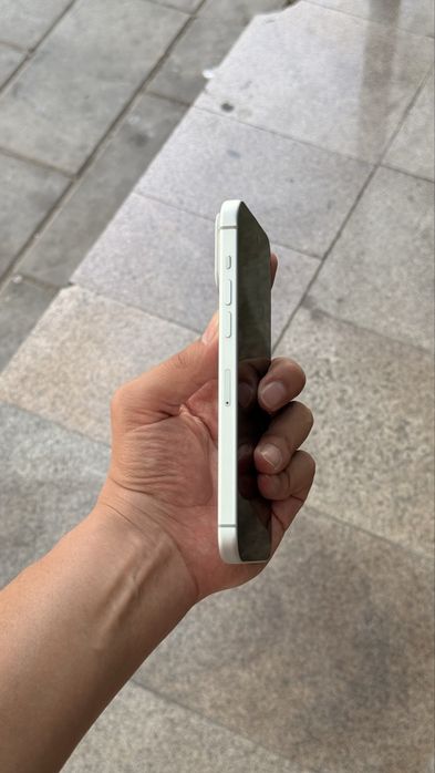 iPhone 17 Pro Max Silver 256gb/80% Karobkali