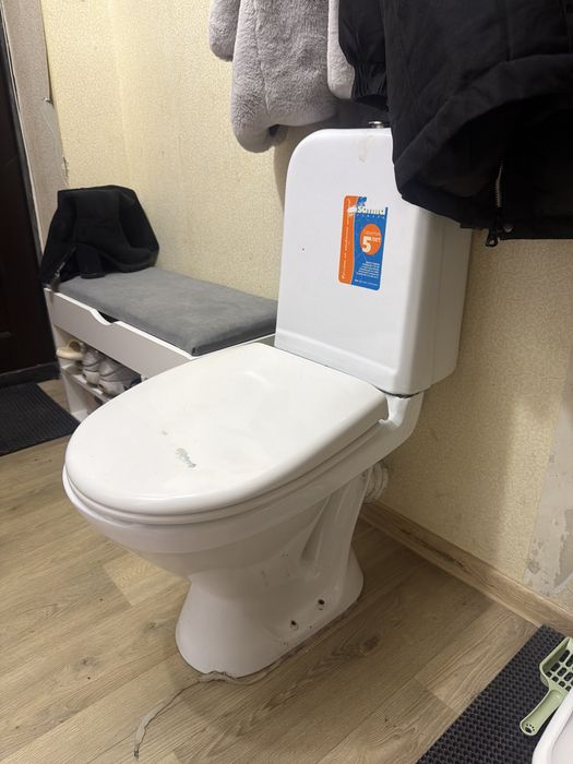 Отдам бесплатно унитаз