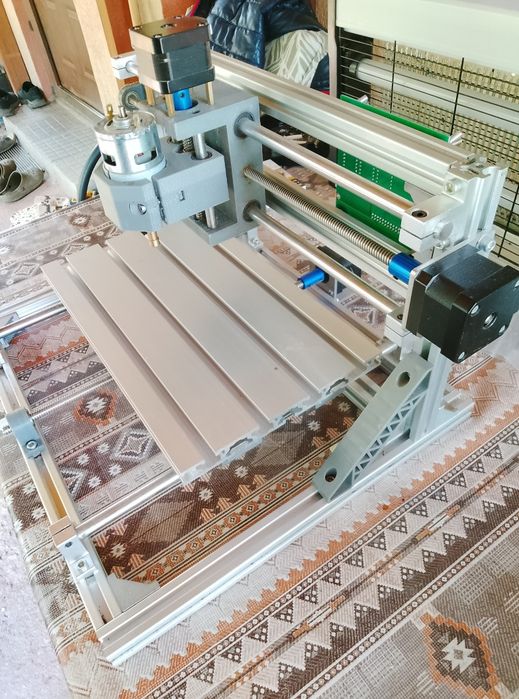 Мини  машина за  гравиране и обработка