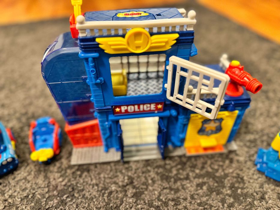 Police Station - Set de joaca SuperThings