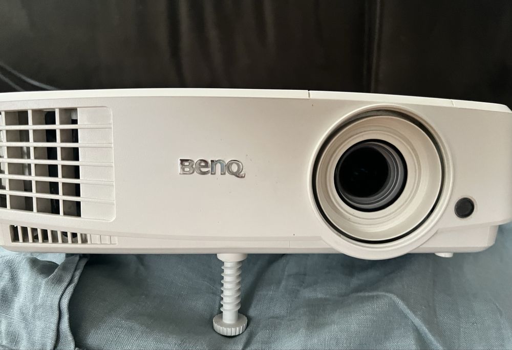 Videoproiector BenQ TW529 + Chromecast Google