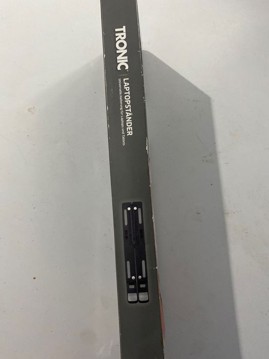 Vând stand pentru laptop