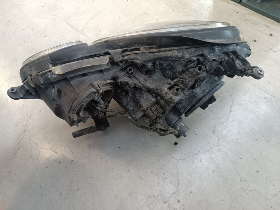 Far stânga dreapta xenon Mercedes w211