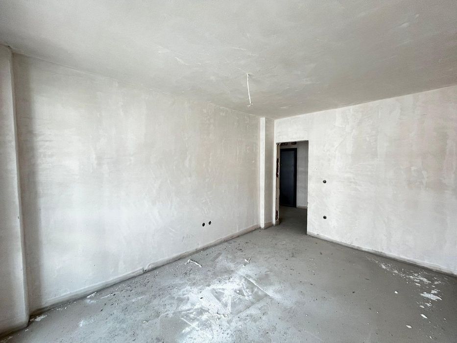 Продава се Двустаен апартамент в Пловдив, Южен - 70 кв.м за 1015 €/кв.м - Снимка #1