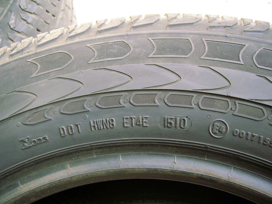 Гуми за бус  215 75 16 и 205 75 16 единични бройки