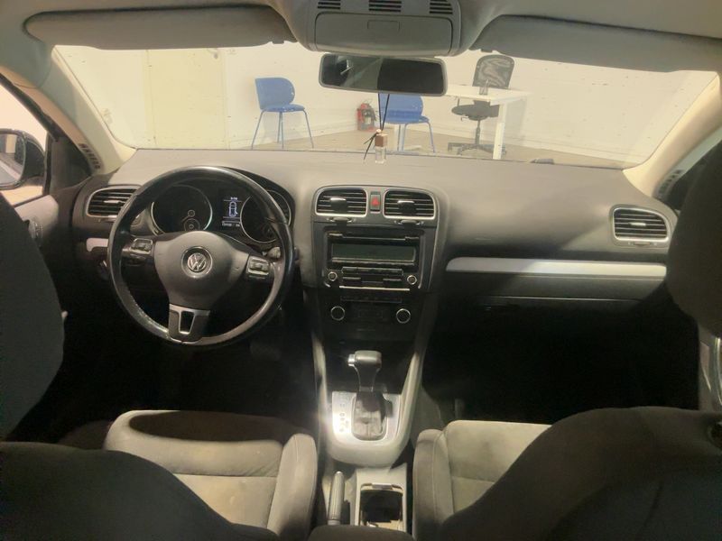 Volkswagen Golf VI 1.6 TDI Highline 2010