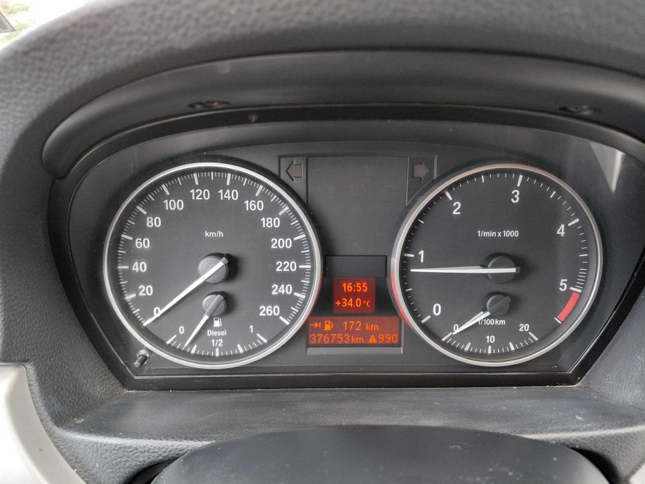 лек автомобил BMW 320D, 2011г.