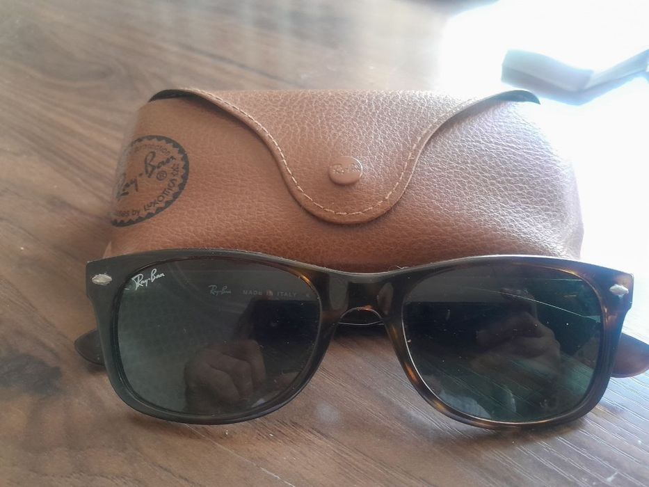 Original Ray ban achki holati yangi.