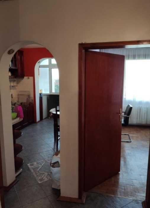 Дава се под наем Тристаен апартамент в София, Център - 91 кв.м за 700 € - Снимка #8