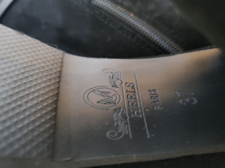 Сапоги высокие черные, замшевые,  новые