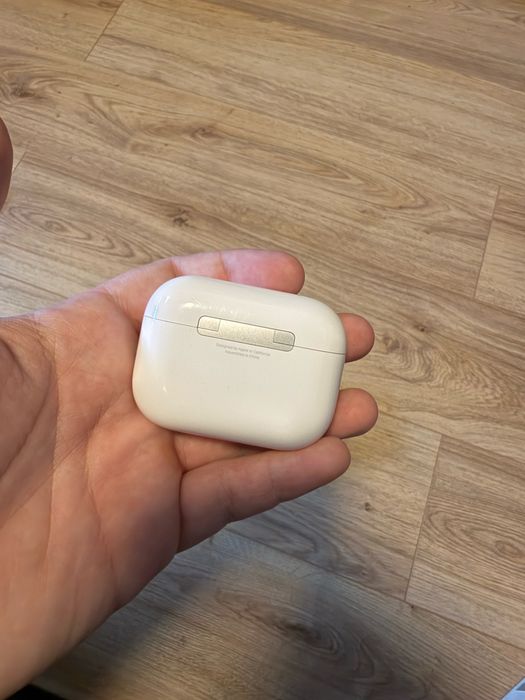 AirPods Pro 3 с гаранция