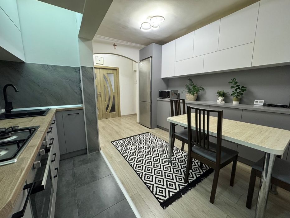 Apartament 3 camere, 76 mp, zona Tudor