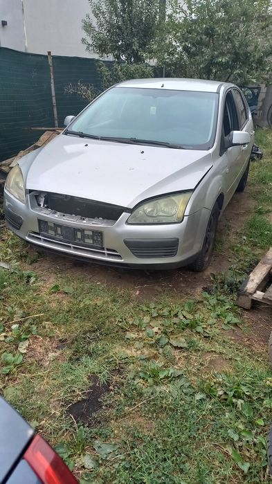 Dezmembrez ford focus mk2