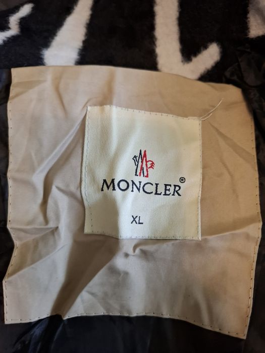 Зимно яке Moncler