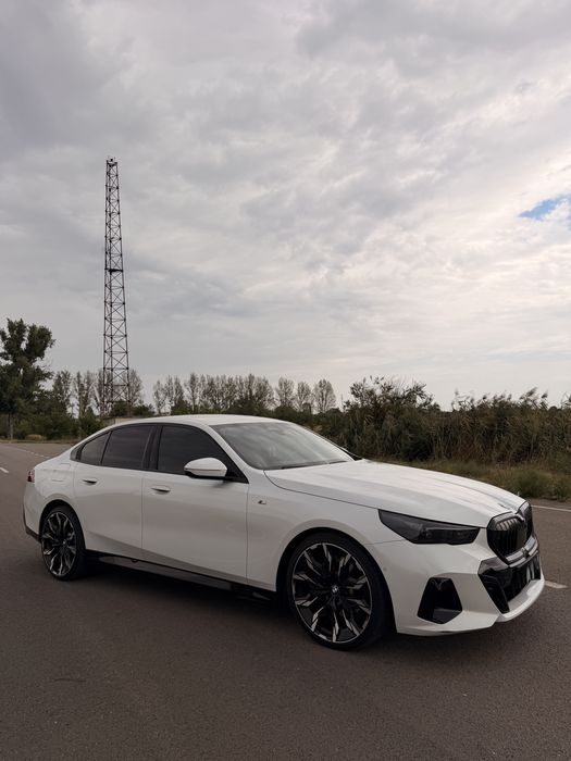 Bmw seria 5 G60.