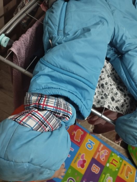 Продам детский комбинезон