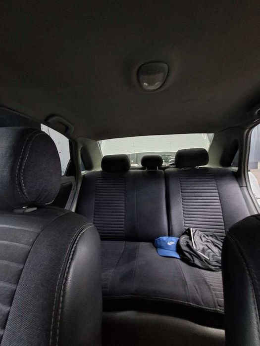 Срочно продается автомобиль Lacetti