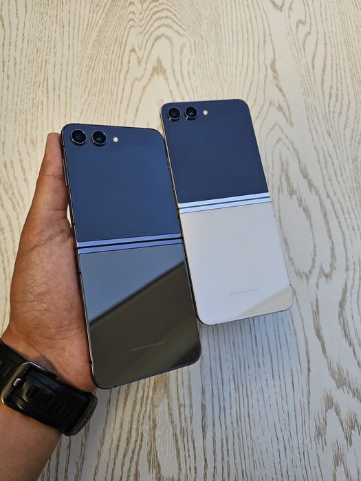 Samsung Galaxy Z Flip 5 (256 GB). Snapdragon 1 sim + e sim bor