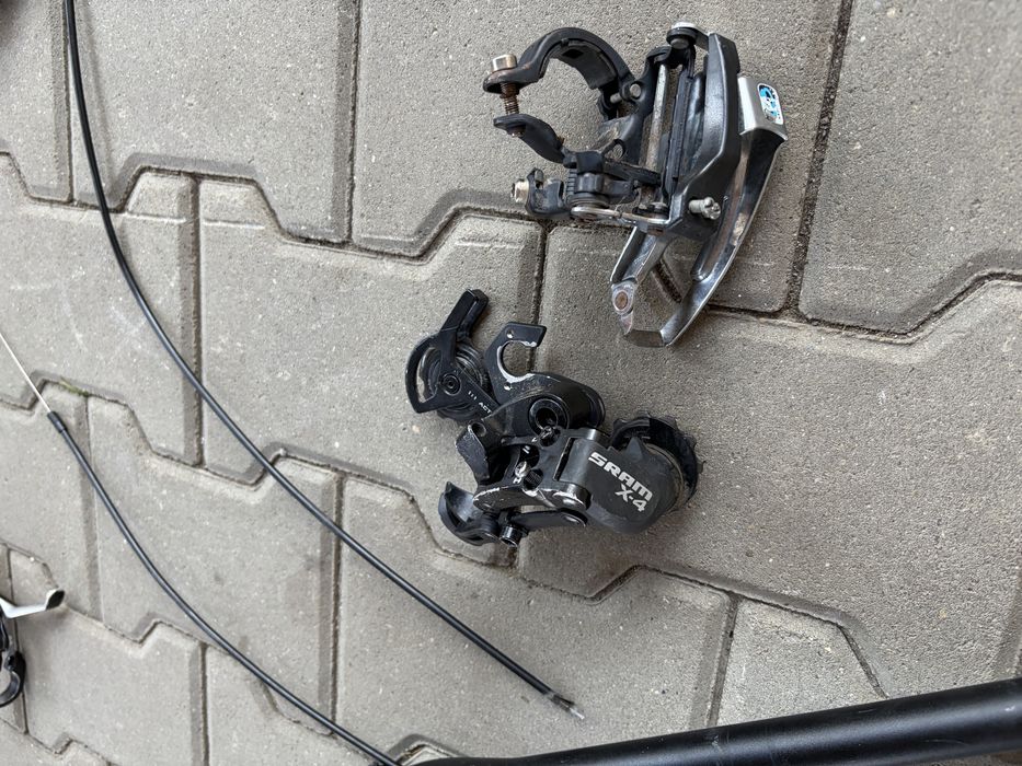 piese bicicleta.