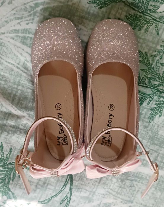 Туфли для девочки 6-7 лет