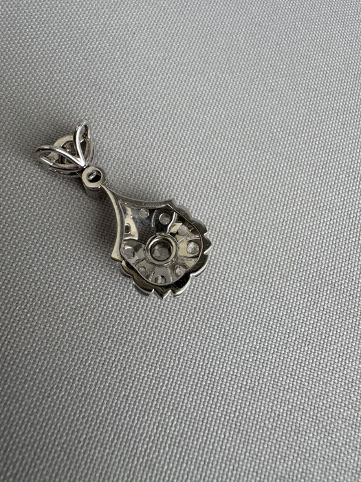 Cercei si pandantiv din aur si diamante rose cut