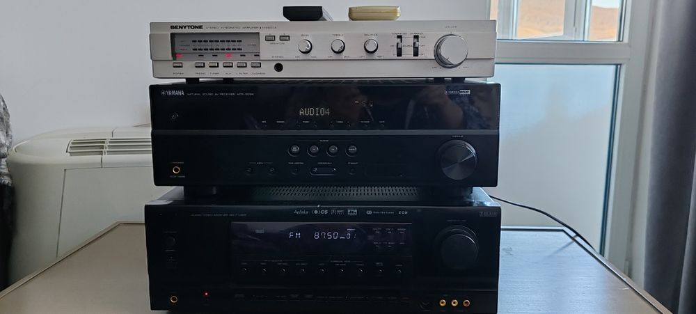 Vin amplituner Yamaha HTR-2064