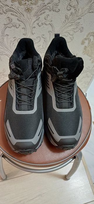 зимние кроссовки  с мехом бренд BAASPLOA унисекс