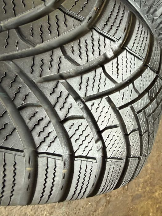 4x Anvelope iarna 215/65 R17 - Semperit Speed Grip 5