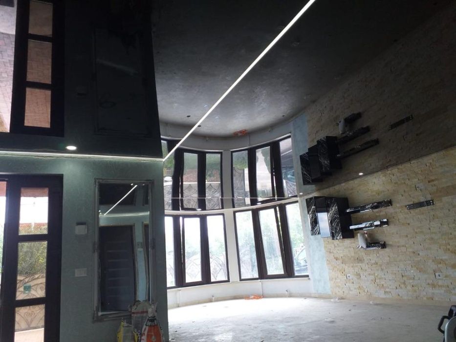 Tavane extensibile lucioase Targu-Jiu