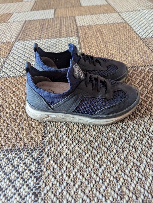 Кроссовки детские