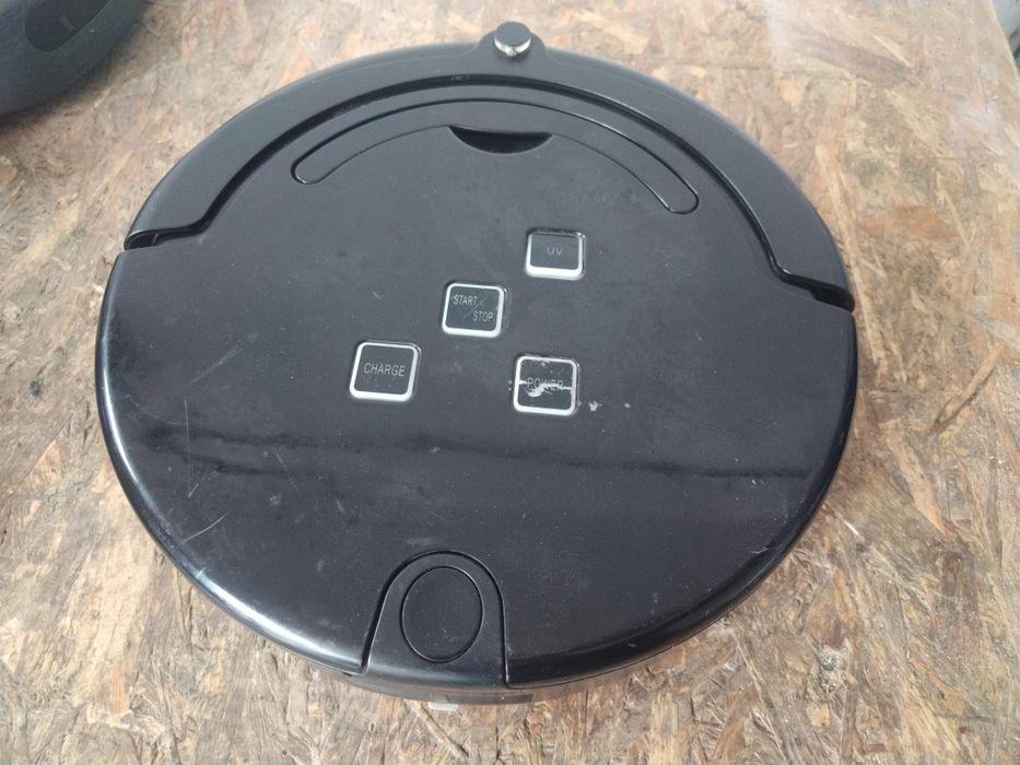 прахусмукачка робот за части  
За ремонт или за части. 
Марки: S