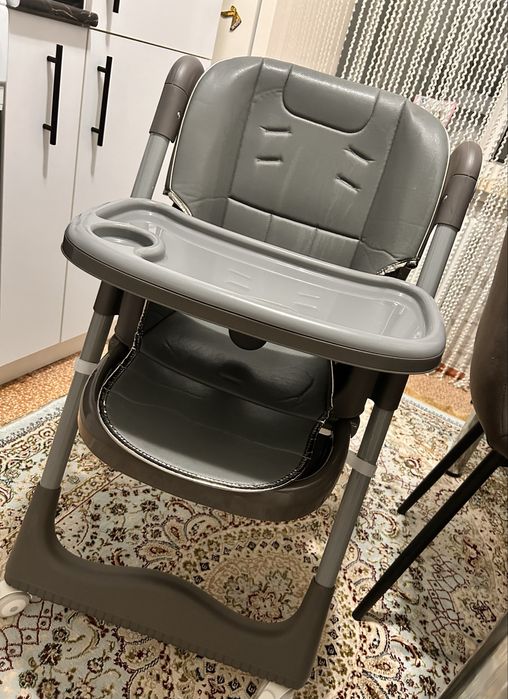 Детский стул обеденный