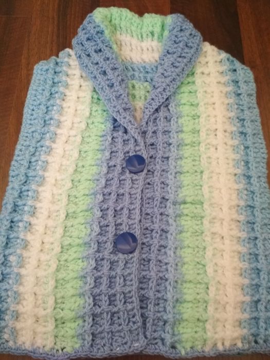 Вязанные одежды до4-5лет. Вязанные пятки размер до 40