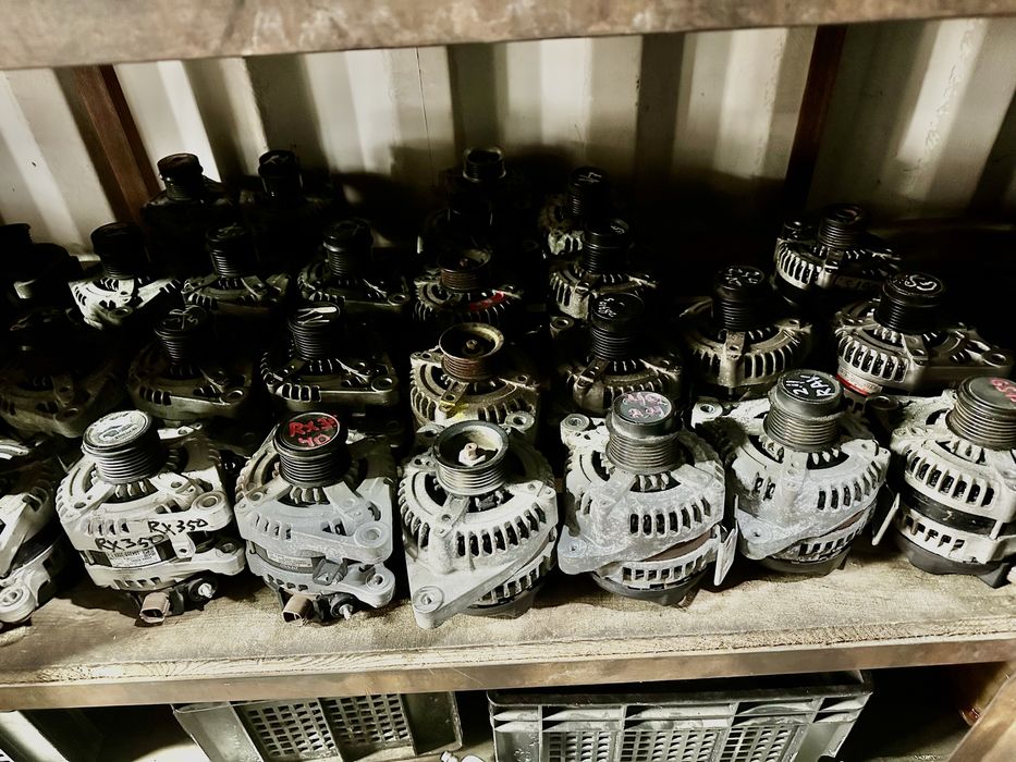 Генераторы Тойота Лексус авторазбор