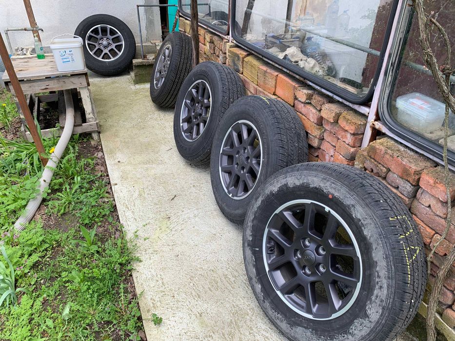 5 х Jeep Wrangler / Gladiator 255/70R18 гуми с джанти