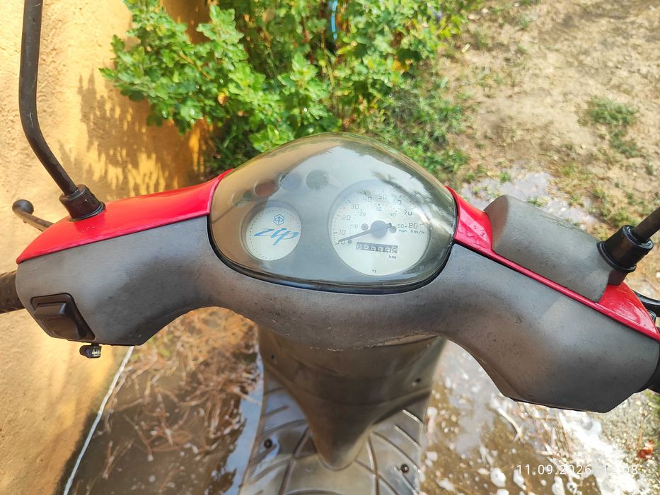 Scooter Piaggio Zip 49ccm