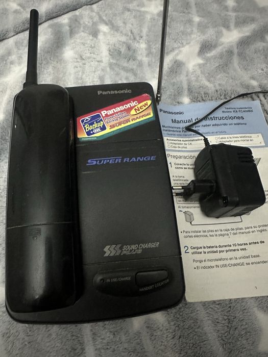 Отдам три стационарных телефона.б/у