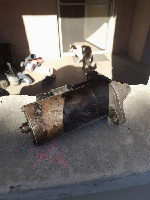 Vând electromotor t5