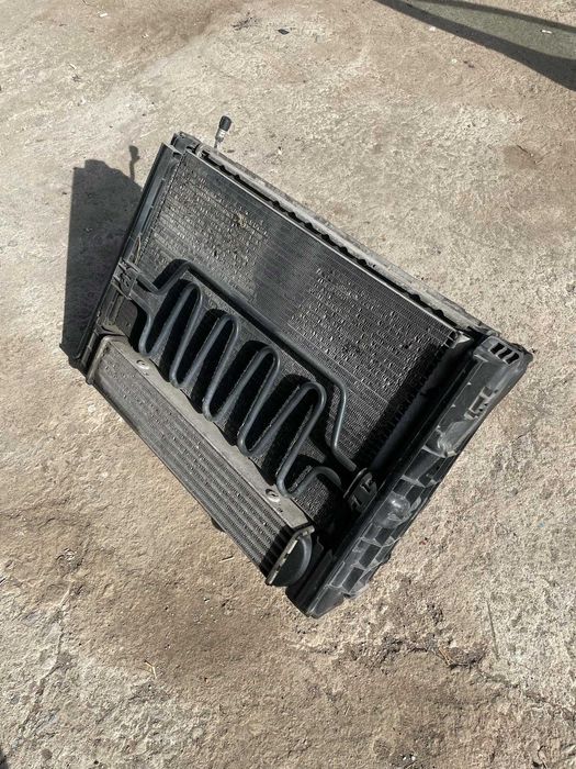 Пачка радиатор BMW E90 / E91 / E92