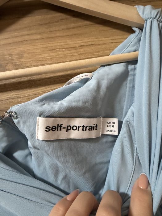 Self porttrait блуза