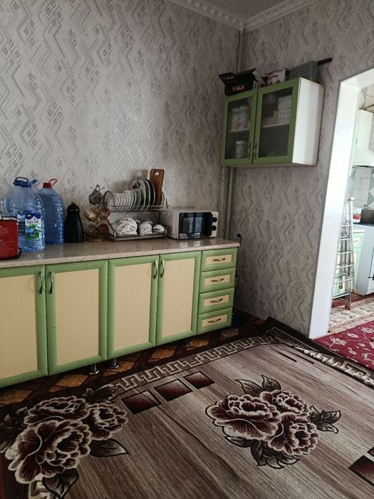 71 м², 2-комнатная на Сергели 5. С хорошим ремонтом. Балкон 2×6.