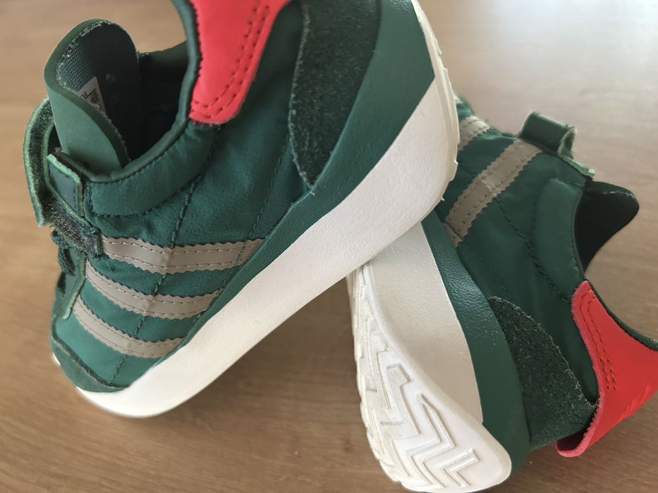 Adidasi copii nr 25 si 26 1/2