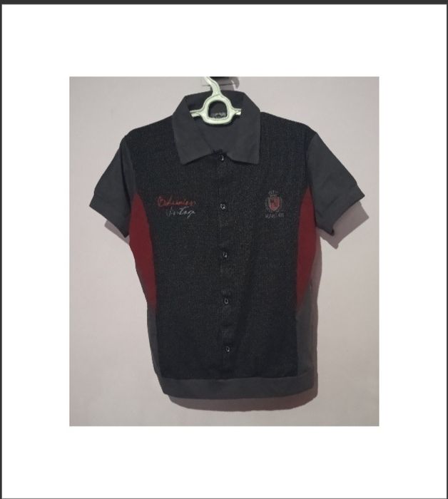 Эркаклар кўйлаги сотилади