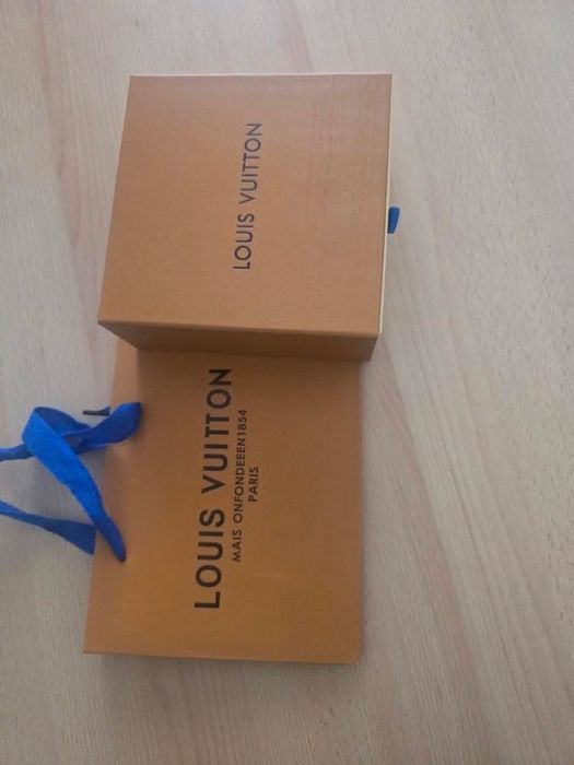 Curea LV noua cu cutie