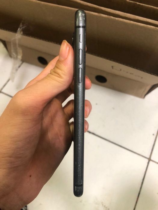 iPhone 11 с каробкой 70.000тг