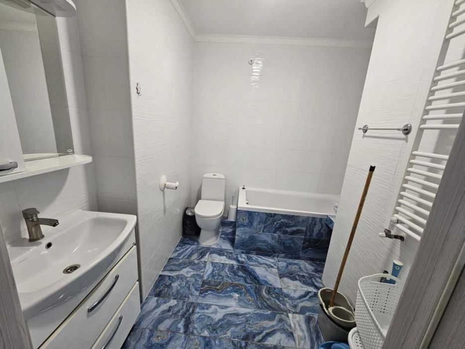 Дава се под наем Двустаен апартамент в София, Изгрев - 74 кв.м за 375 € - Снимка #1