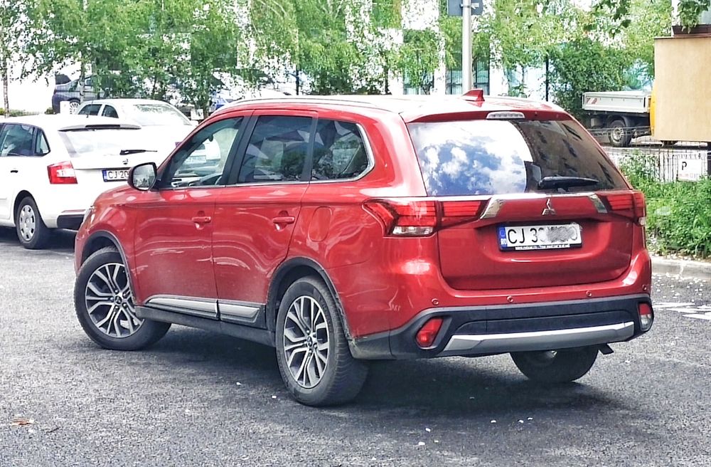 Mitsubishi outlander 2.2 DT-D , 4x4 , 2018 , TVA deductibil