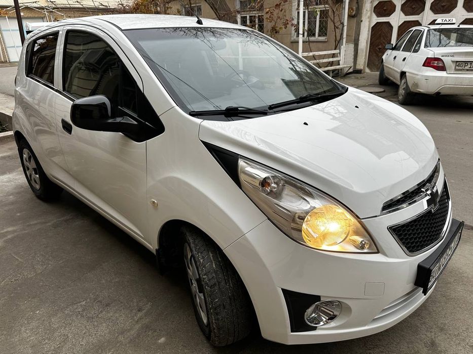 Срочно 2011 люкс кондиционер сотилади