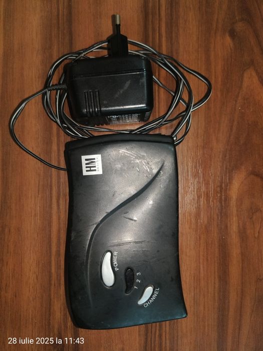 Vând transmițător wireless audio/video HM Design