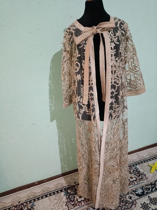 Sotiladi — bejoviy gipyur abaya

Juda chiroyli va bejoviy ko‘rinis